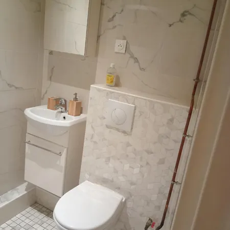 5 Personne Salon Proche Centre